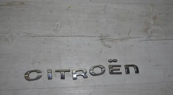 Citroen Berlingo Manufacturers badge/model letters 