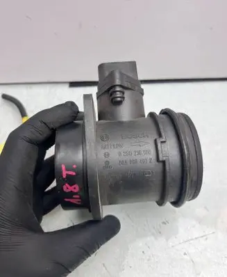Skoda Superb B5 (3U) Mass air flow meter 0280218100 06A906461N