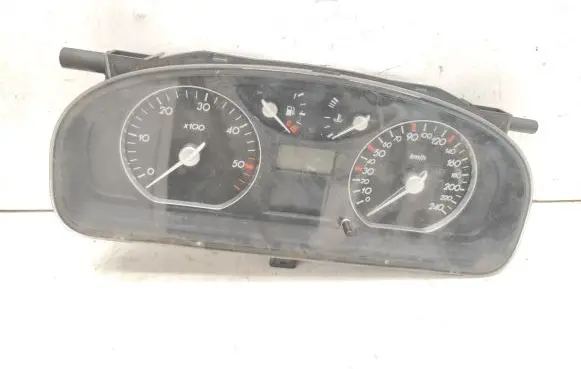 Renault Laguna II Speedometer (instrument cluster) 8200263357 501018880084