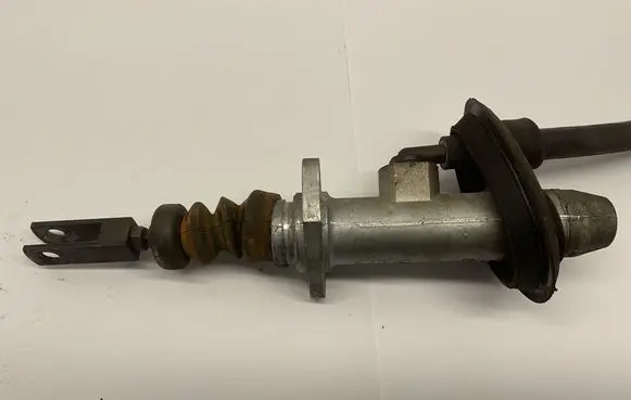 Audi 80 90 B3 Clutch master cylinder 893721401B