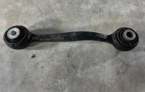BMW X3 F25 Rear control arm 6786991