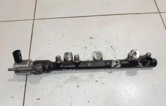 Renault Master III Fuel main line pipe A2097951300 175211218R JMLGT7359R