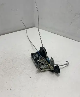 Opel Karl Rear door lock A081876