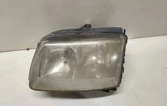 Volkswagen Polo III 6N 6N2 6NF Headlight/headlamp 845847