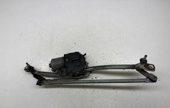 Audi A6 S6 C6 4F Front wiper linkage and motor 4F1955119D 0390241654 1397220585