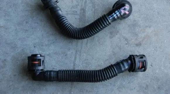 Breather/breather pipe/hose