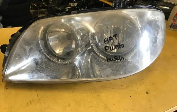 Fiat Punto (188) Headlight/headlamp