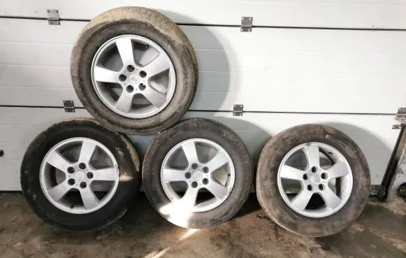 Hyundai Tucson JM R16 alloy rim 529100L300