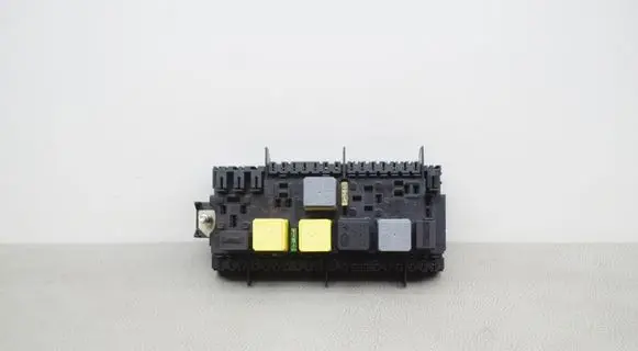 Mercedes-Benz B W246 W242 Fuse box set A2469060093