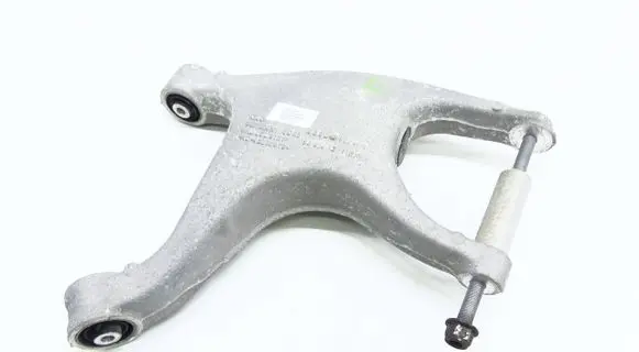 Rear control arm