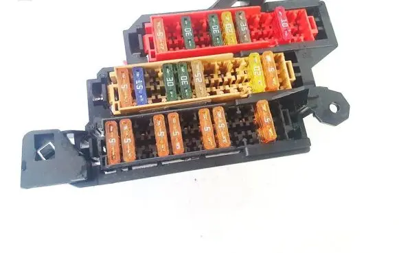 Audi A4 S4 B8 8K Fuse box set 8k0941824