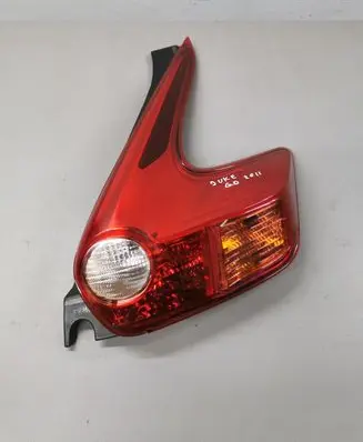 Nissan Juke I F15 Rear/tail lights
