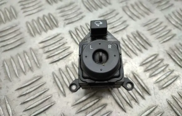 KIA Soul Wing mirror switch
