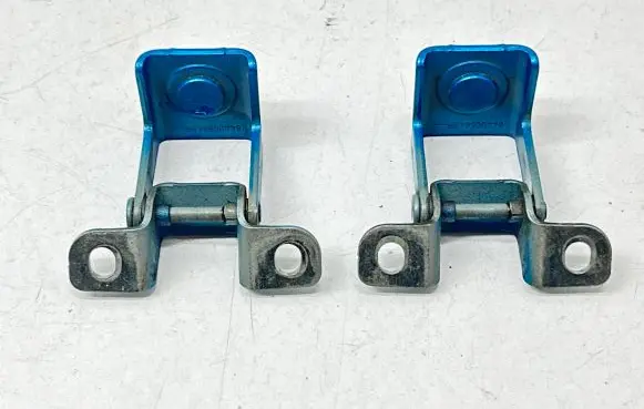 Renault Captur Tailgate/trunk/boot hinge 844005848R