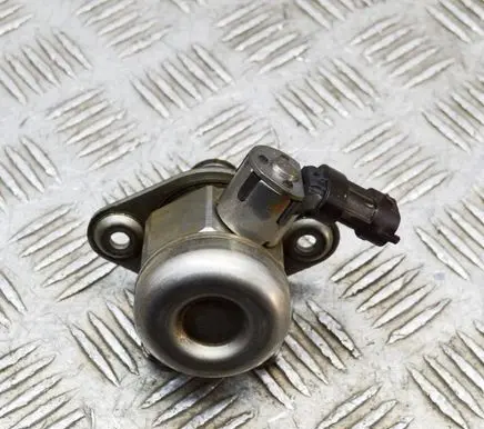 Jaguar F-Type Fuel injection high pressure pump H4P39D376AB 0261520435