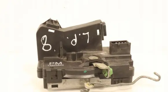 Opel Meriva A Front door lock 13203899