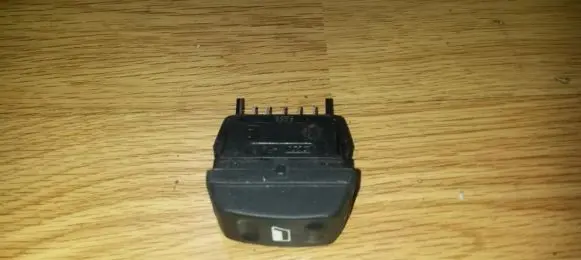 Citroen Xsara Picasso Electric window control switch