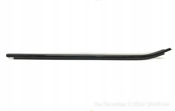 BMW X3 G01 Door glass trim 7410016