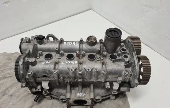 Volkswagen Golf Sportsvan Engine head 04E103479G