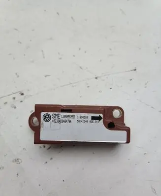 Skoda Octavia Mk1 (1U) Airbag deployment crash/impact sensor 1J0909606B