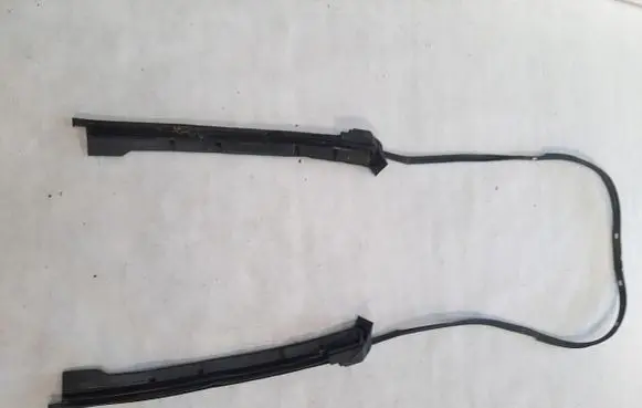 Volkswagen Golf VI Sunroof sealing rubber 