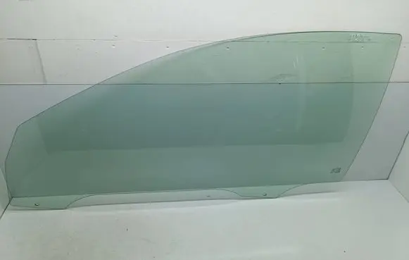 Peugeot 206+ Front door window/glass (coupe) E000002 43R000090 DOT481AS2M532