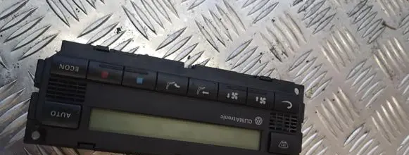 Volkswagen PASSAT B5.5 Climate control unit