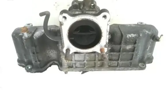 Toyota Auris 150 Intake manifold 171110r010 17111-0r010