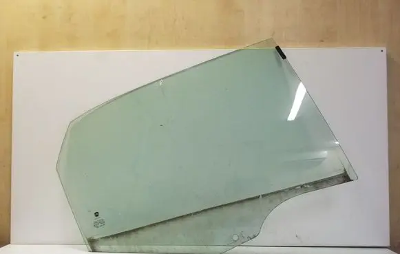 Fiat 500L Rear door window glass E643R00048