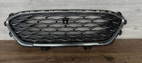 Ford Kuga III Front bumper upper radiator grill LV4B-8200-V