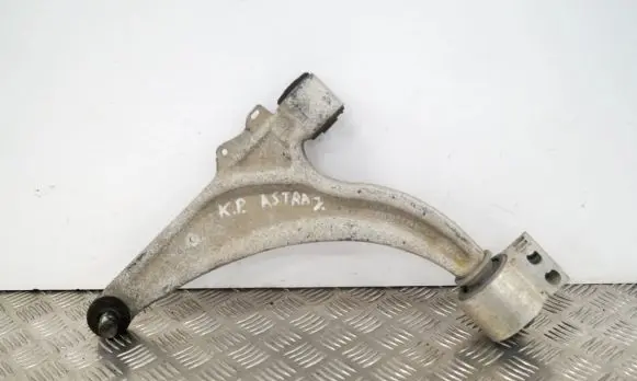 Opel Astra J Front lower control arm/wishbone