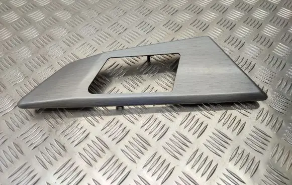 Mercedes-Benz GLK (X204) Other front door trim element A2047203048