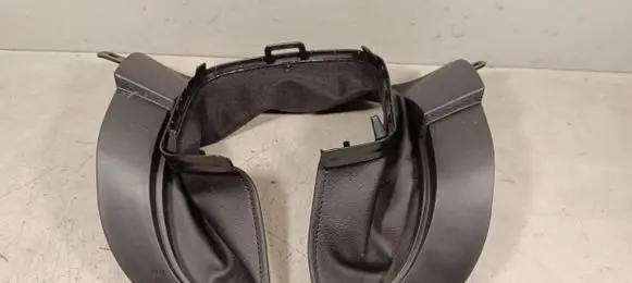 Lancia Thema Steering wheel column trim