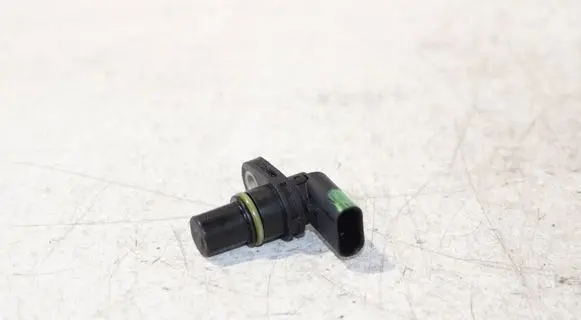 Volkswagen Golf Sportsvan Camshaft position sensor 04C907601A