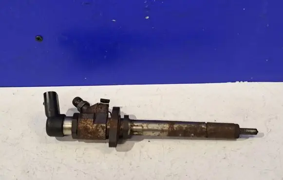 Volvo V50 Fuel injector 36050664 36000315