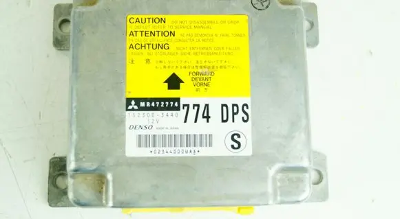 Mitsubishi Pajero Airbag control unit/module MR472774