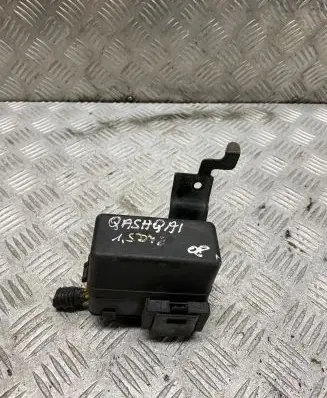 Nissan Qashqai Fuse module