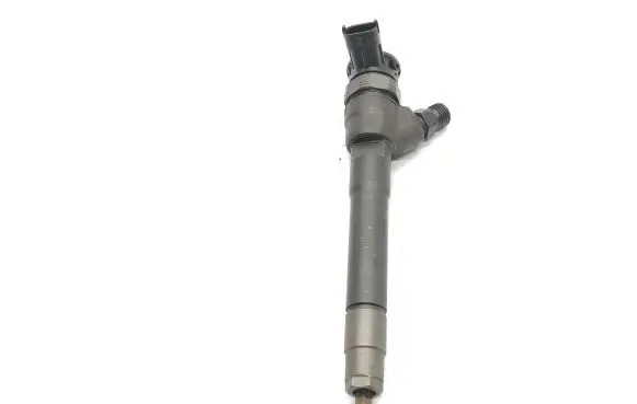 Nissan Qashqai Fuel injector 0445110546