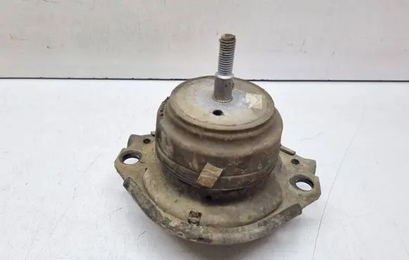 Jeep Grand Cherokee Engine mount bracket A35454