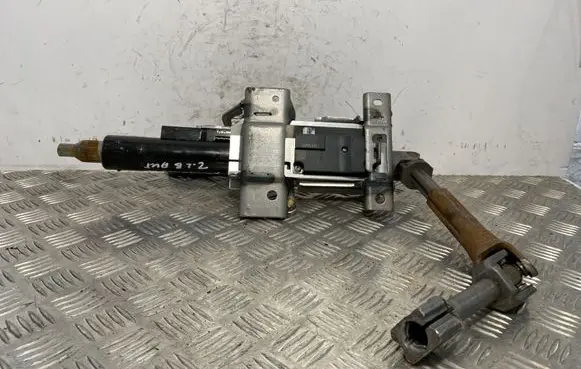 Volvo XC40 Steering wheel axle 8888921090