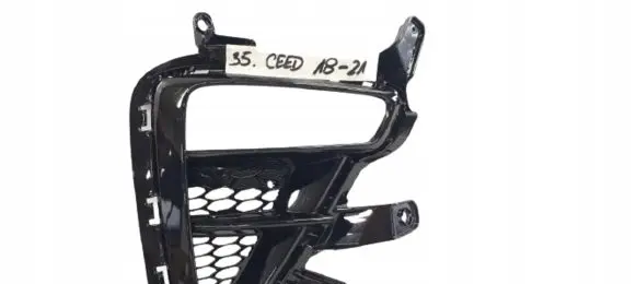 KIA Ceed Front bumper lower grill