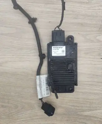 Volvo V60 Distronic sensor radar 31381556 G2611