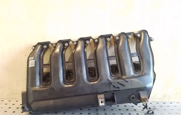 BMW X5 E70 Intake manifold 7790700