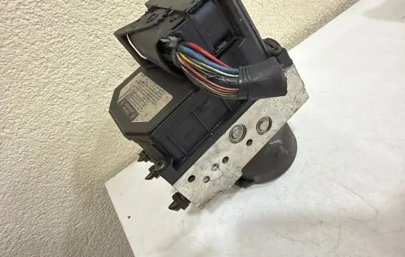 Toyota Avensis T250 ABS Pump 8954105073 0265950147 30309