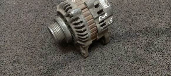 Renault Clio IV Generator/alternator 8200120286