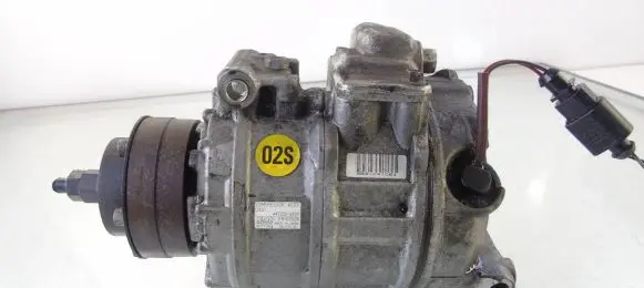 Audi A4 S4 B7 8E 8H Air conditioning (A/C) compressor (pump) 447220-9831