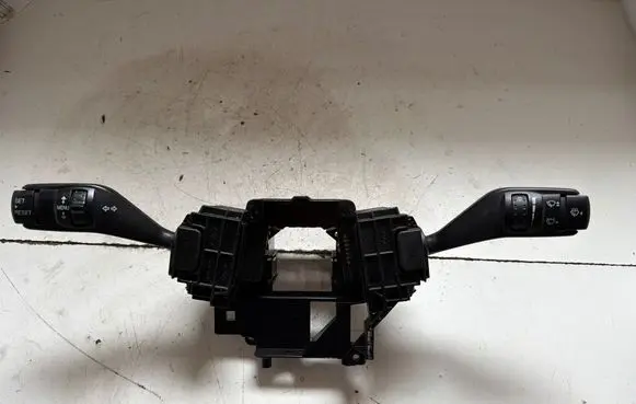 Ford Focus Wiper turn signal indicator stalk/switch 6475AE 10FEB02ABR1