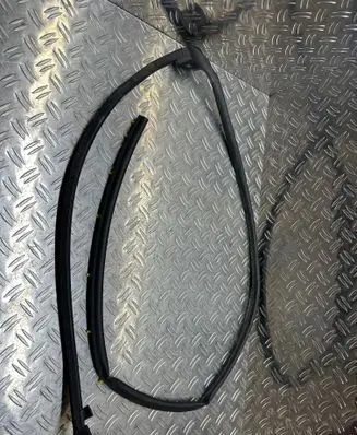Peugeot 2008 II Rubber seal rear door