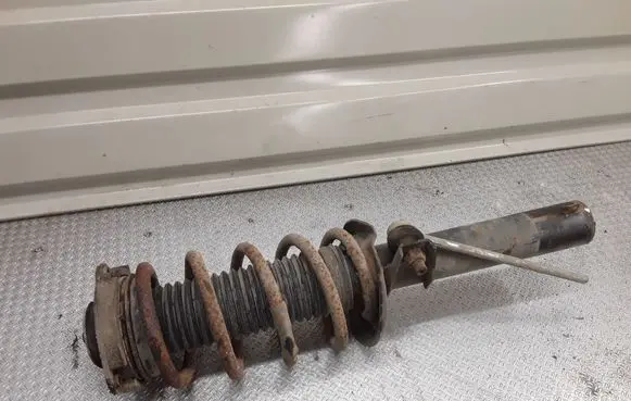 Volkswagen Touran I Front shock absorber with coil spring