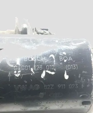 Volkswagen PASSAT B6 Starter motor 02Z911023F 0001123012